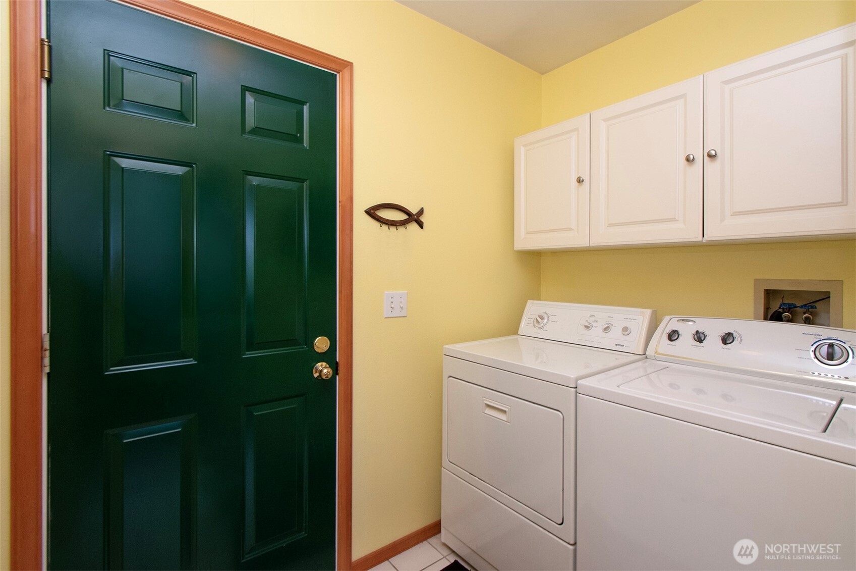 101 Timothy Lane Sequim, WA 98382 - Photo 12 of 39 a utility room with dryer and washer