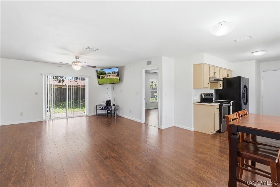 906 Oak Street Inverness, FL 34452 - Photo 3 of 35