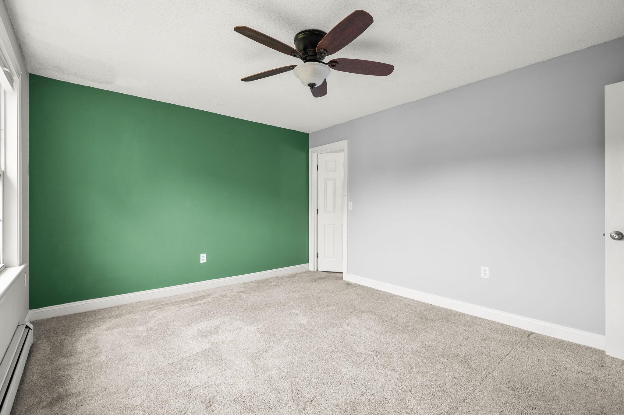 50 Brookside Drive, Unit J7 Exeter, NH 03833 - Photo 15 of 35