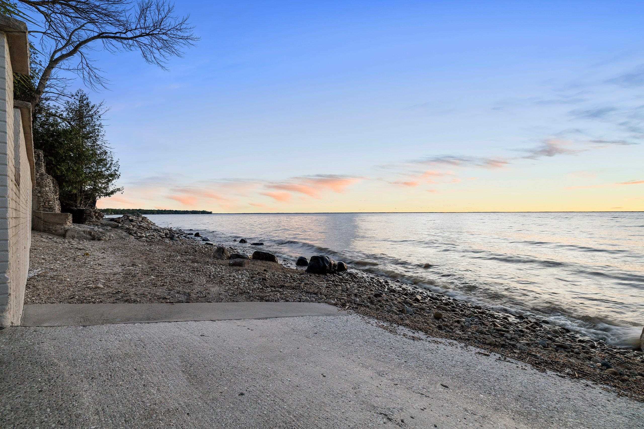 5035 Edgewater Beach Road Green Bay, WI 54311 - Photo 61 of 75