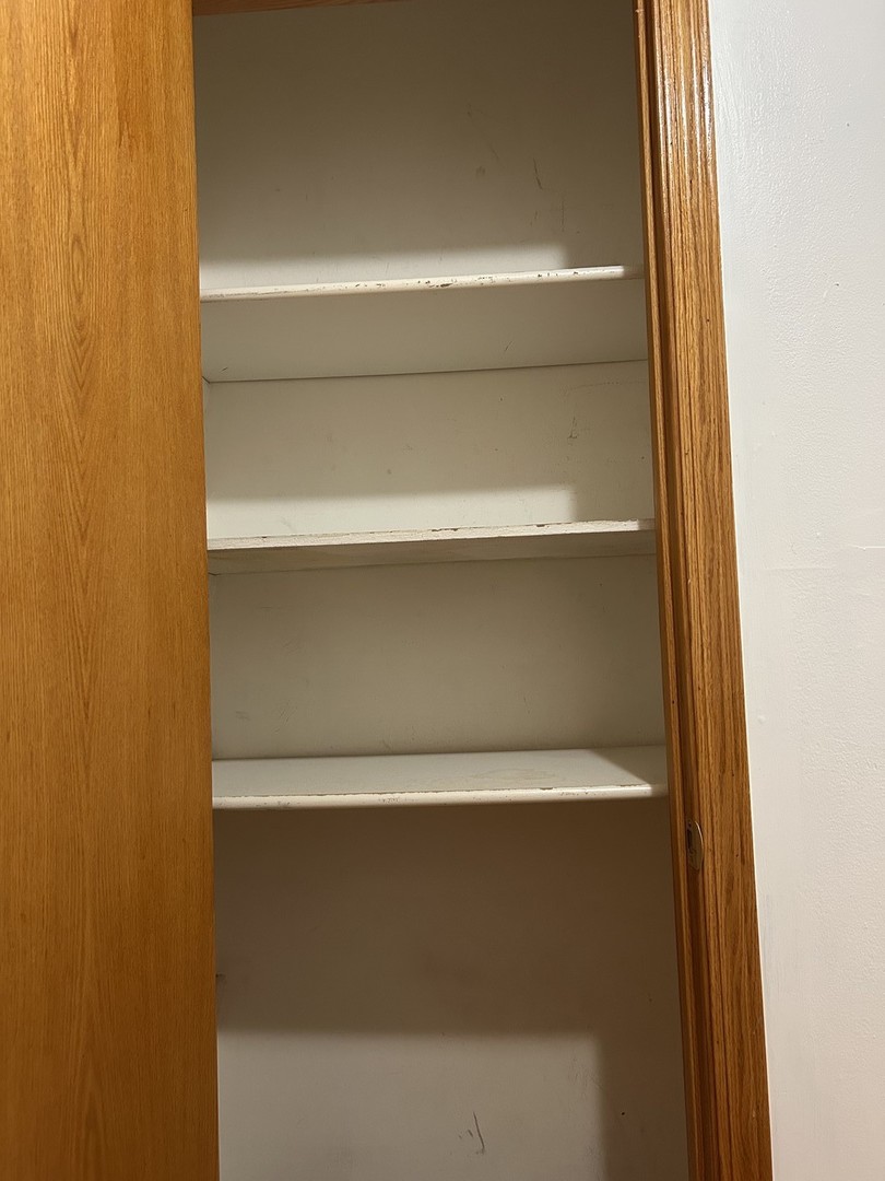 811 North Randall Road, Unit B Aurora, IL 60506 - Photo 28 of 53