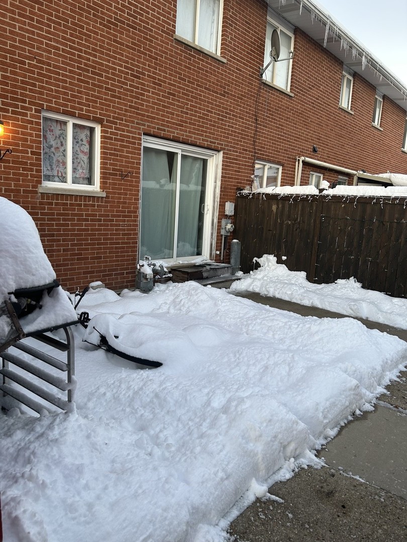 811 North Randall Road, Unit B Aurora, IL 60506 - Photo 4 of 53