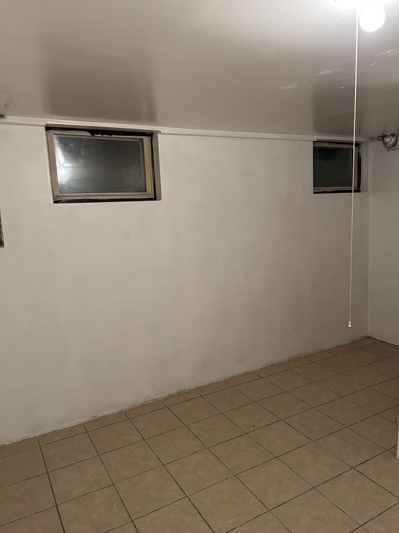 811 North Randall Road, Unit B Aurora, IL 60506 - Photo 44 of 53