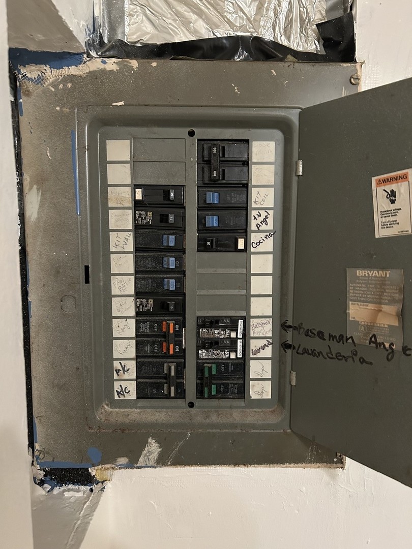 811 North Randall Road, Unit B Aurora, IL 60506 - Photo 45 of 53