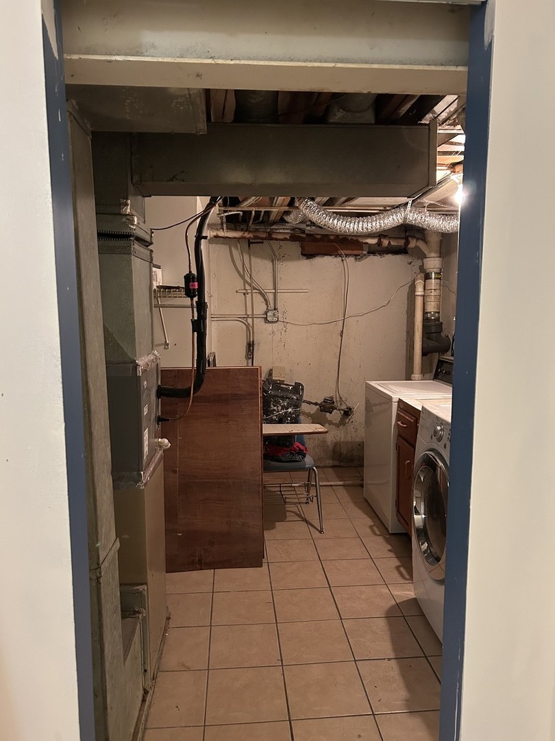 811 North Randall Road, Unit B Aurora, IL 60506 - Photo 46 of 53