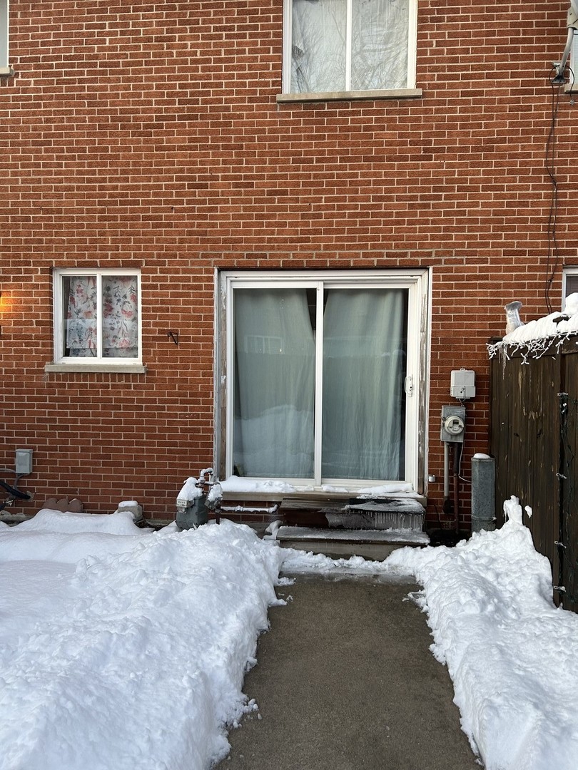 811 North Randall Road, Unit B Aurora, IL 60506 - Photo 5 of 53