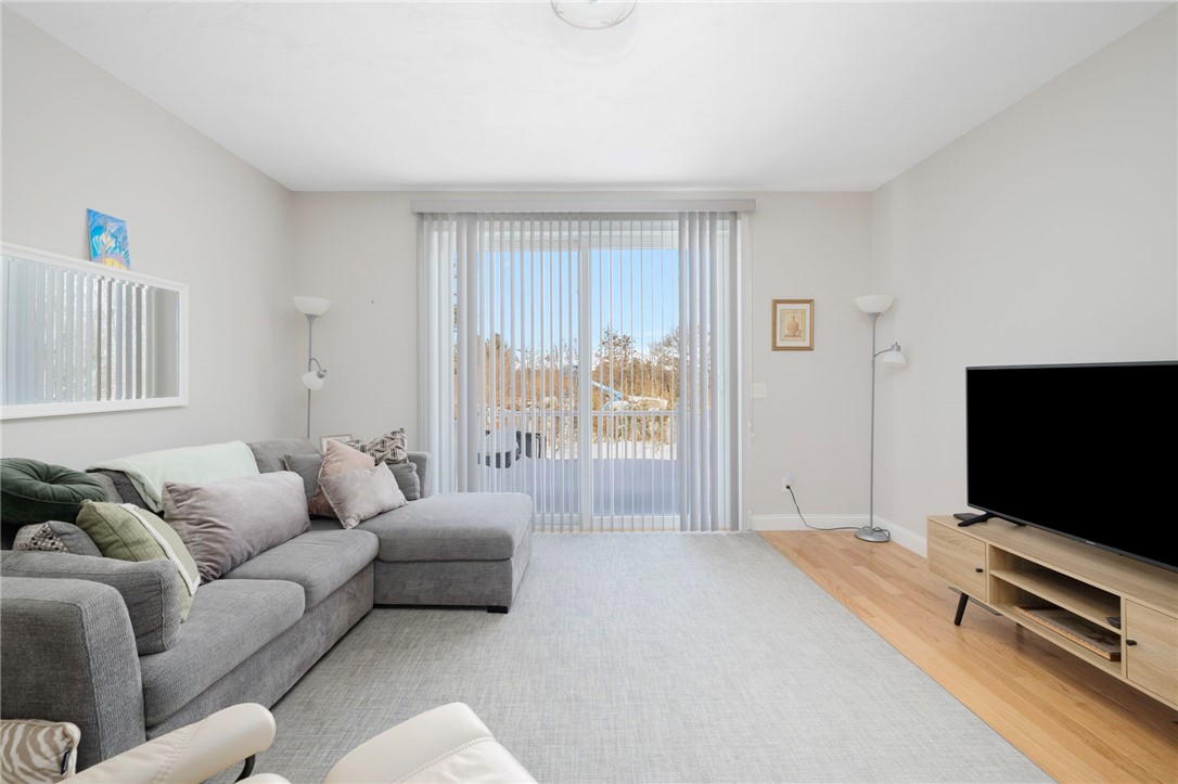 107 Old River Road, Unit 11 Lincoln, RI 02865 - Photo 9 of 21