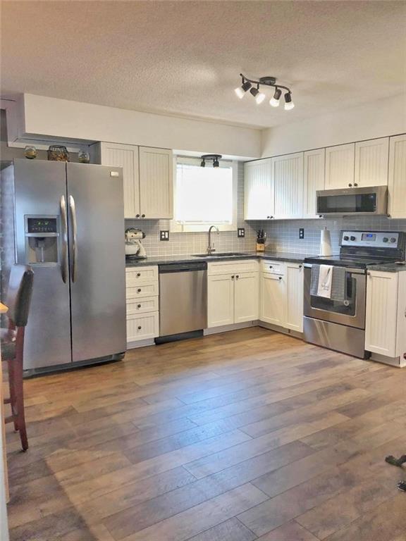 5309 Thompson Road Indianapolis, IN 46221 - Photo 3 of 19 Gallery Image 3
