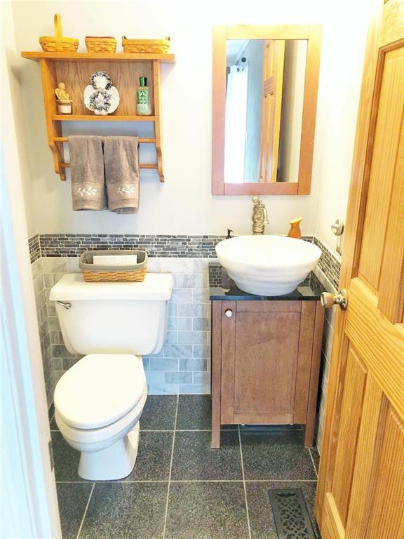 5309 Thompson Road Indianapolis, IN 46221 - Photo 6 of 19 Gallery Image 6