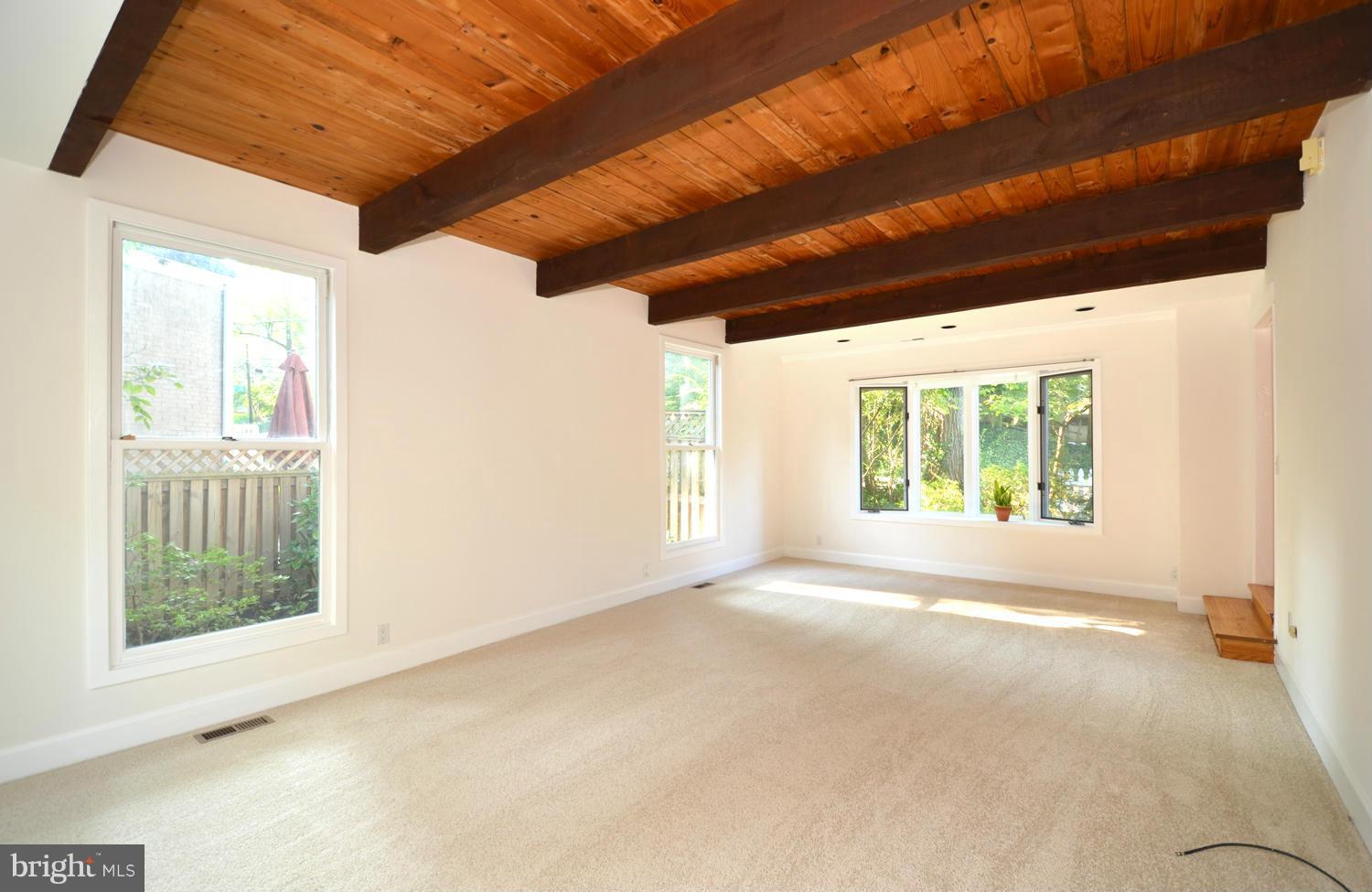 5701 Greentree Road Bethesda, MD 20817 - Photo 13 of 26 Family Room