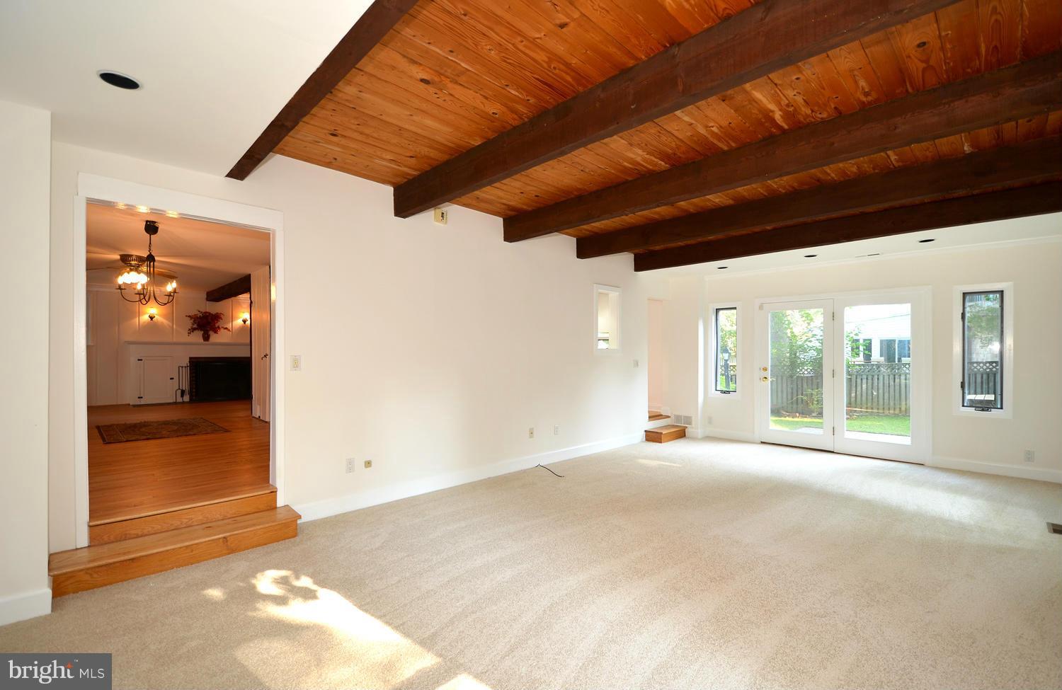 5701 Greentree Road Bethesda, MD 20817 - Photo 15 of 26 Family Room
