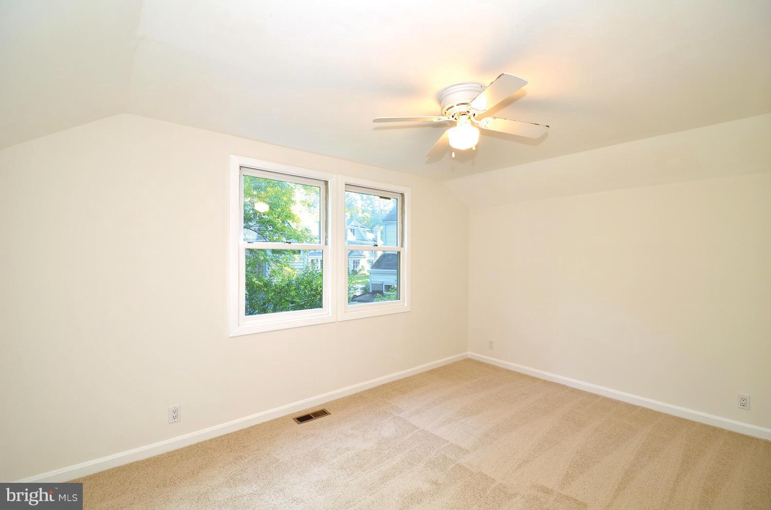 5701 Greentree Road Bethesda, MD 20817 - Photo 20 of 26 Bedroom