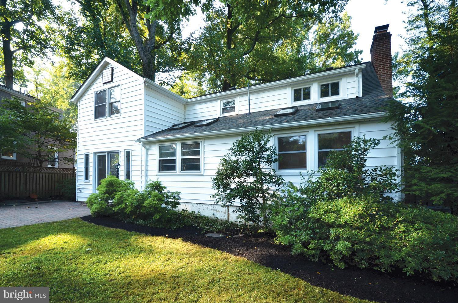 5701 Greentree Road Bethesda, MD 20817 - Photo 24 of 26 Exterior (Rear)