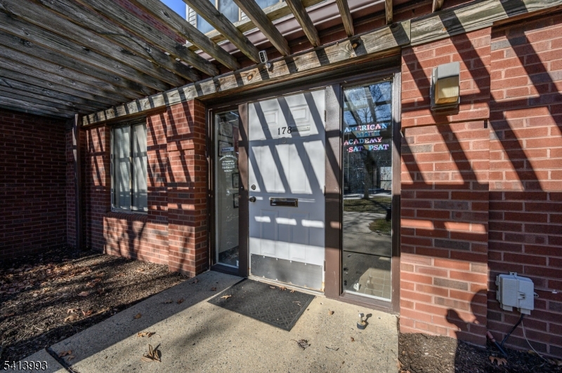 178 Tamarack Circle, Unit 178 Skillman, NJ 08558 - Photo 3 of 37