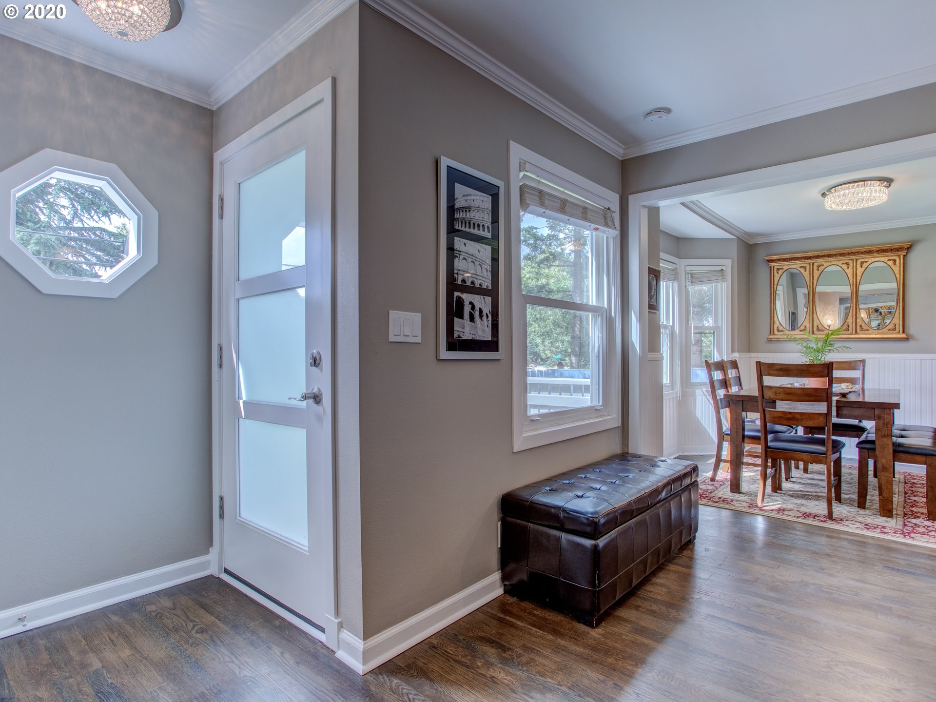 6431 Southwest Taylors Ferry Road Portland, OR 97219 - Photo 2 of 24 Gallery Image 2