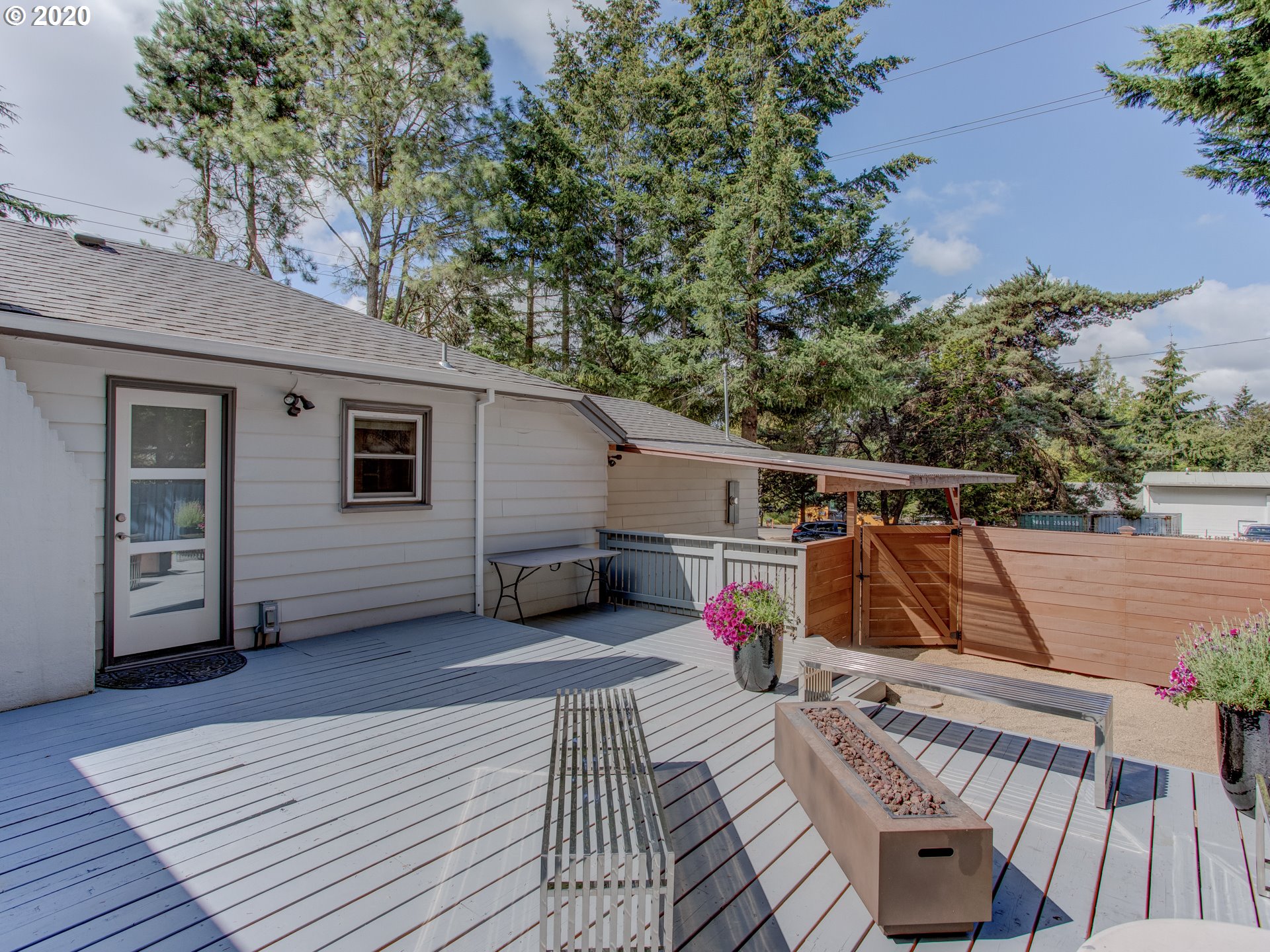 6431 Southwest Taylors Ferry Road Portland, OR 97219 - Photo 19 of 24 Gallery Image 19