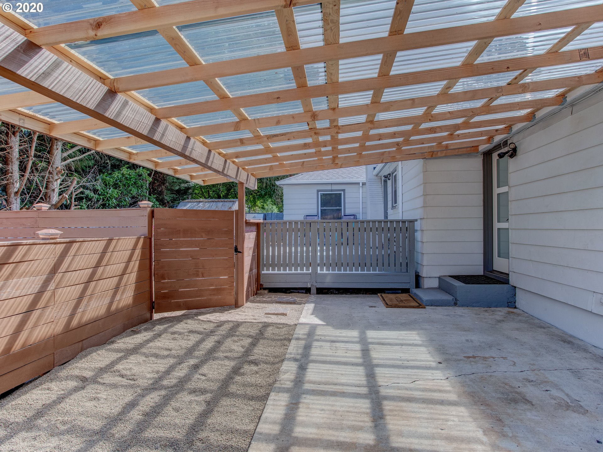 6431 Southwest Taylors Ferry Road Portland, OR 97219 - Photo 20 of 24 Gallery Image 20