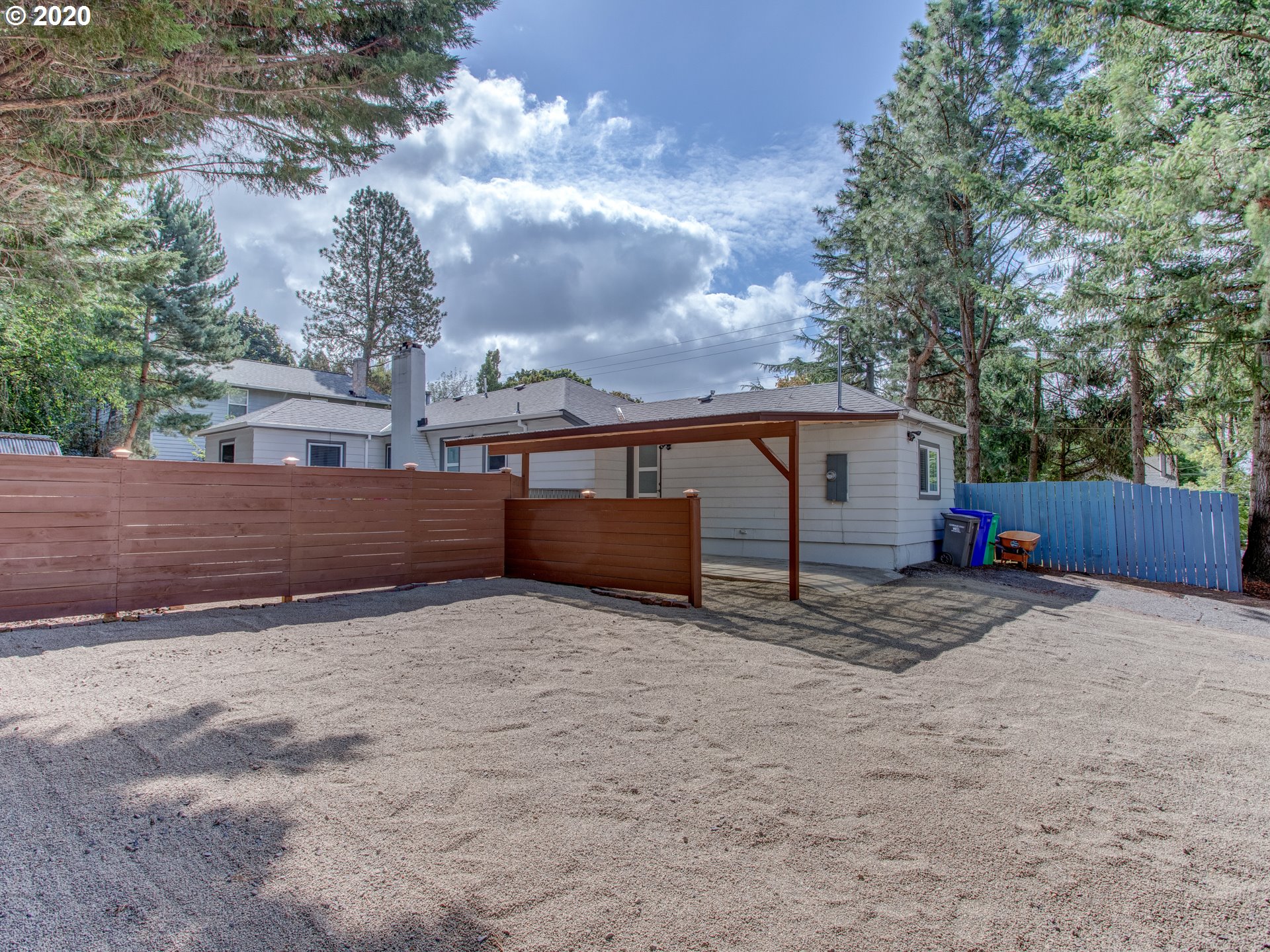 6431 Southwest Taylors Ferry Road Portland, OR 97219 - Photo 21 of 24 Gallery Image 21