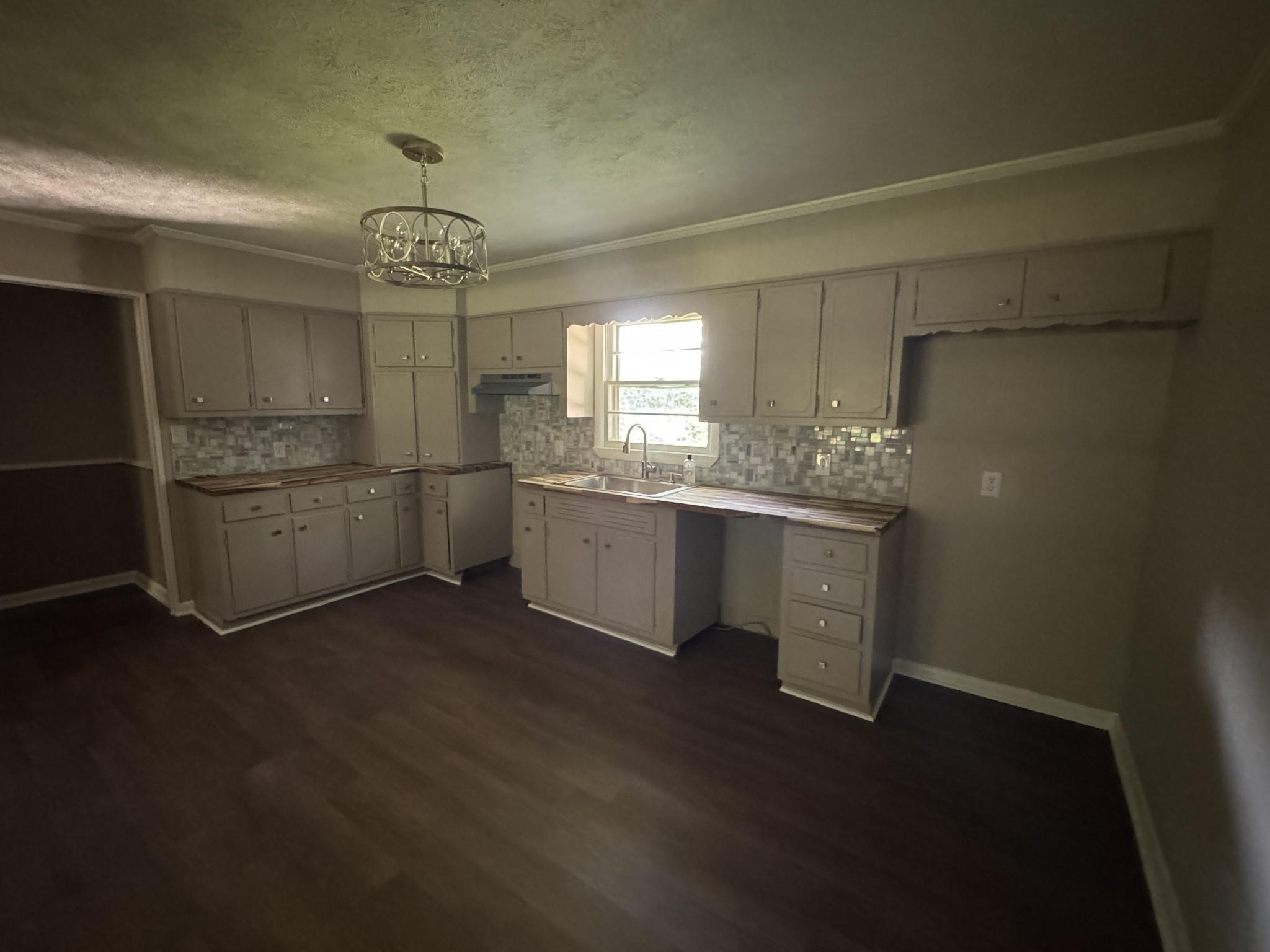 2385 Midway Road Smithville, TN 37166 - Photo 2 of 10