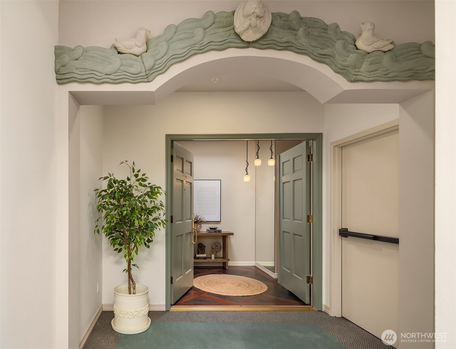 111 Main Street, Unit 203 Edmonds, WA 98020 - Photo 2 of 40