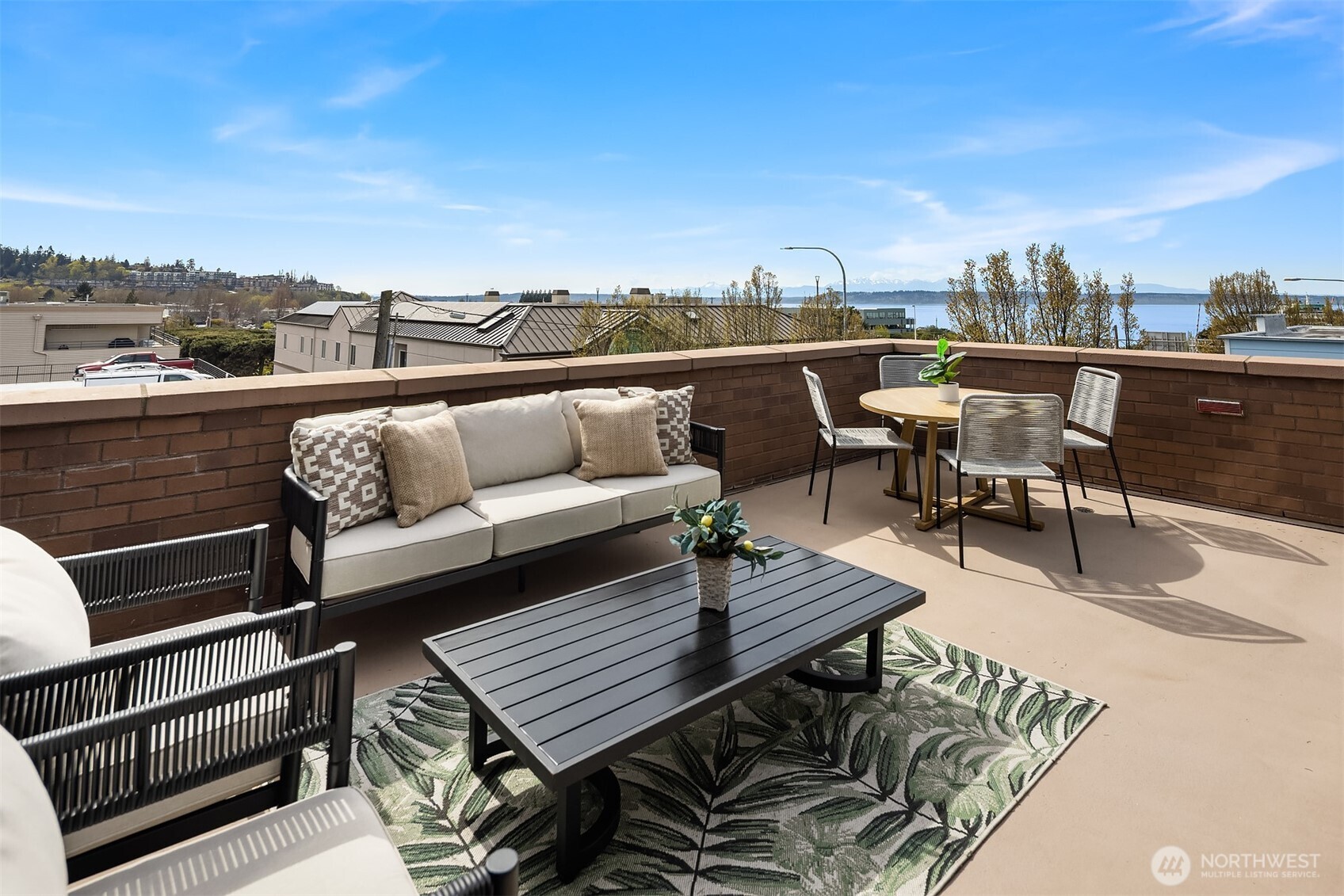 111 Main Street, Unit 203 Edmonds, WA 98020 - Photo 25 of 40