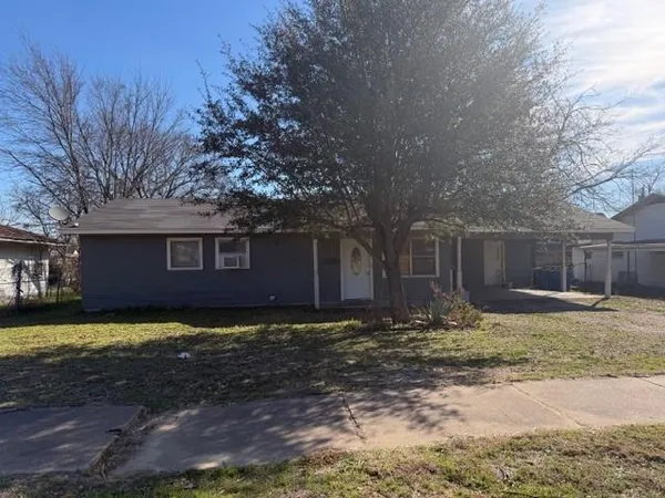 $95,000 | 610 North Bailey Street, Mexia, TX 76667