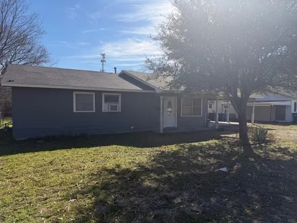 $95,000 | 610 North Bailey Street, Mexia, TX 76667