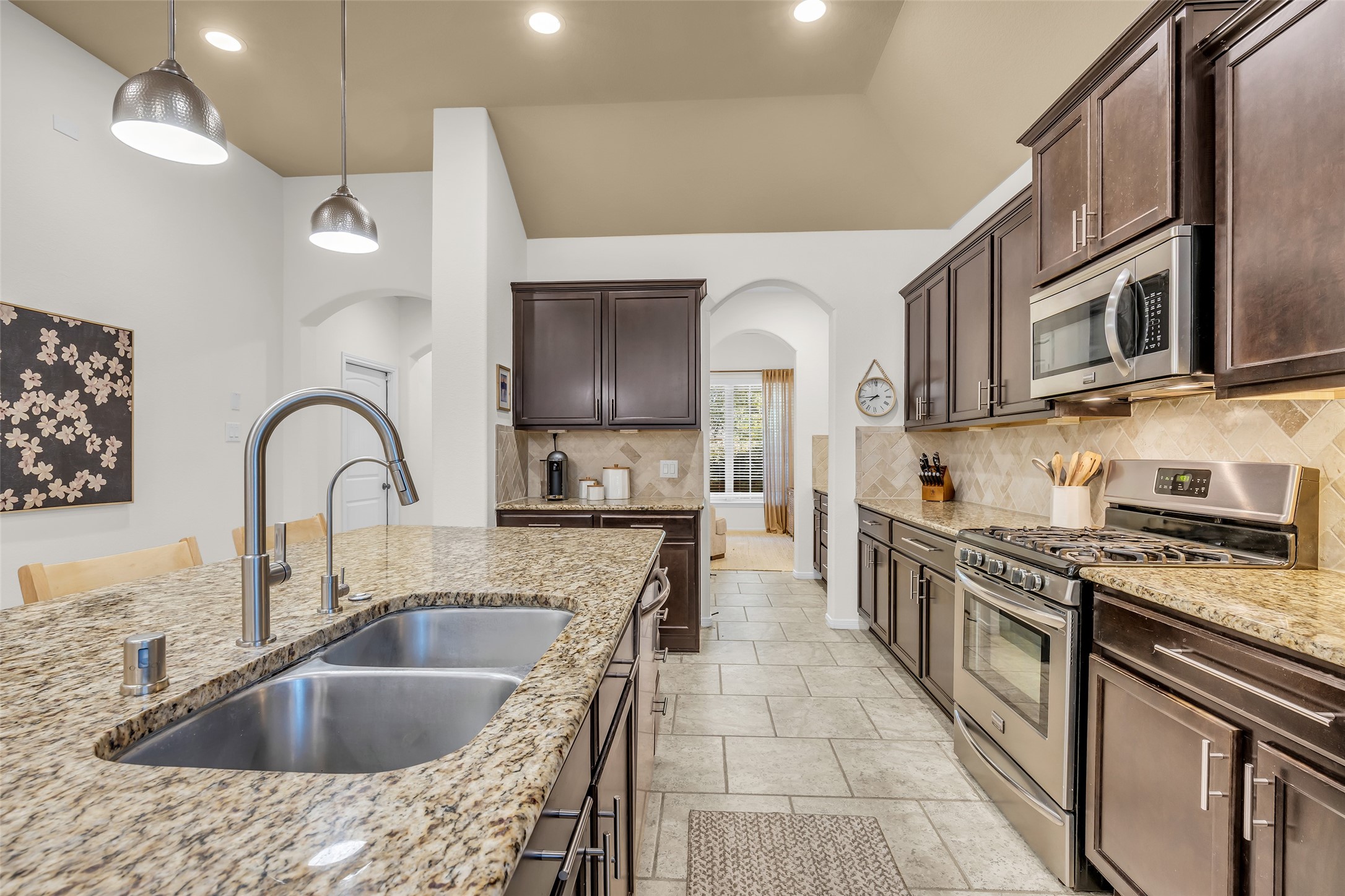 4503 Fenway Park Way Spring, TX 77389 - Photo 14 of 36 Deep 2 compartment sink