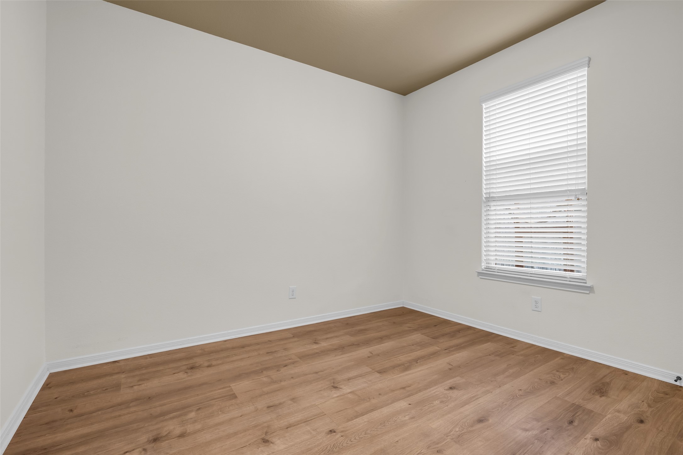 4503 Fenway Park Way Spring, TX 77389 - Photo 26 of 36 Bedroom 2