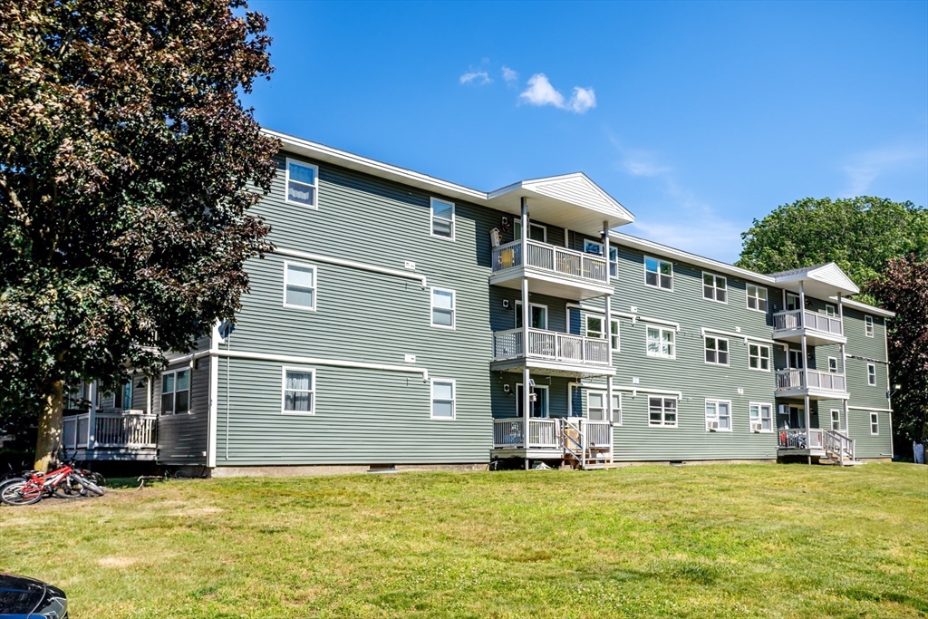 20 Abbey Road, Unit 104 Leominster, MA 01453 - Photo 3 of 14