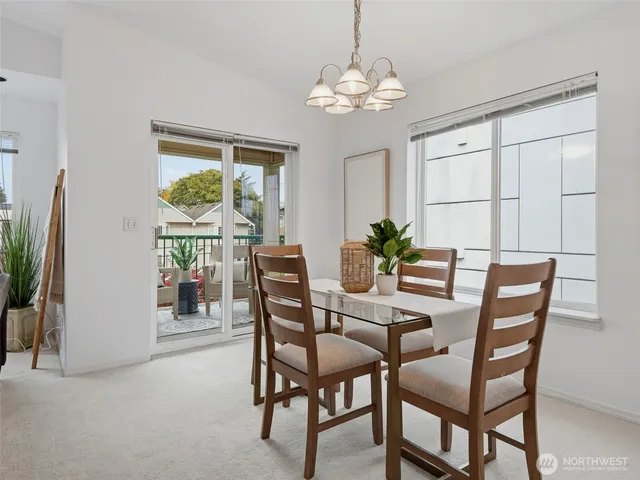 $540,000 | 1733 Northwest 59th Street, Unit 301, Seattle, WA 98107