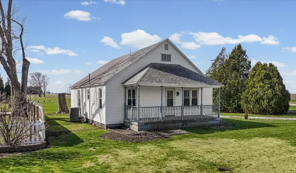 $149,900 | 104 Allen Street, Allerton, IL 61810