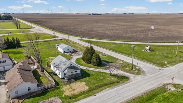 $149,900 | 104 Allen Street, Allerton, IL 61810