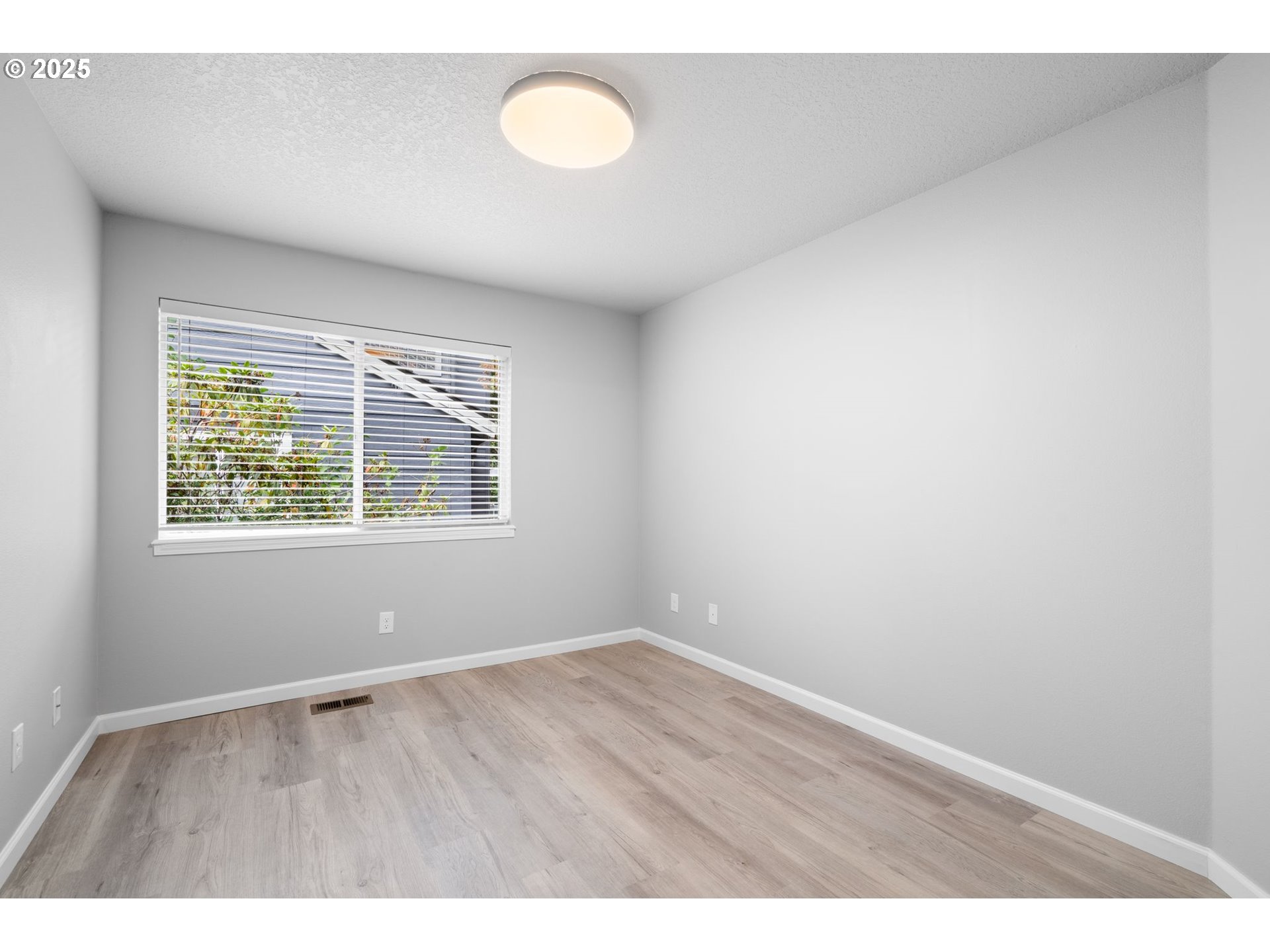 11224 Southwest Pintail Loop Beaverton, OR 97007 - Photo 18 of 32 Bedroom
