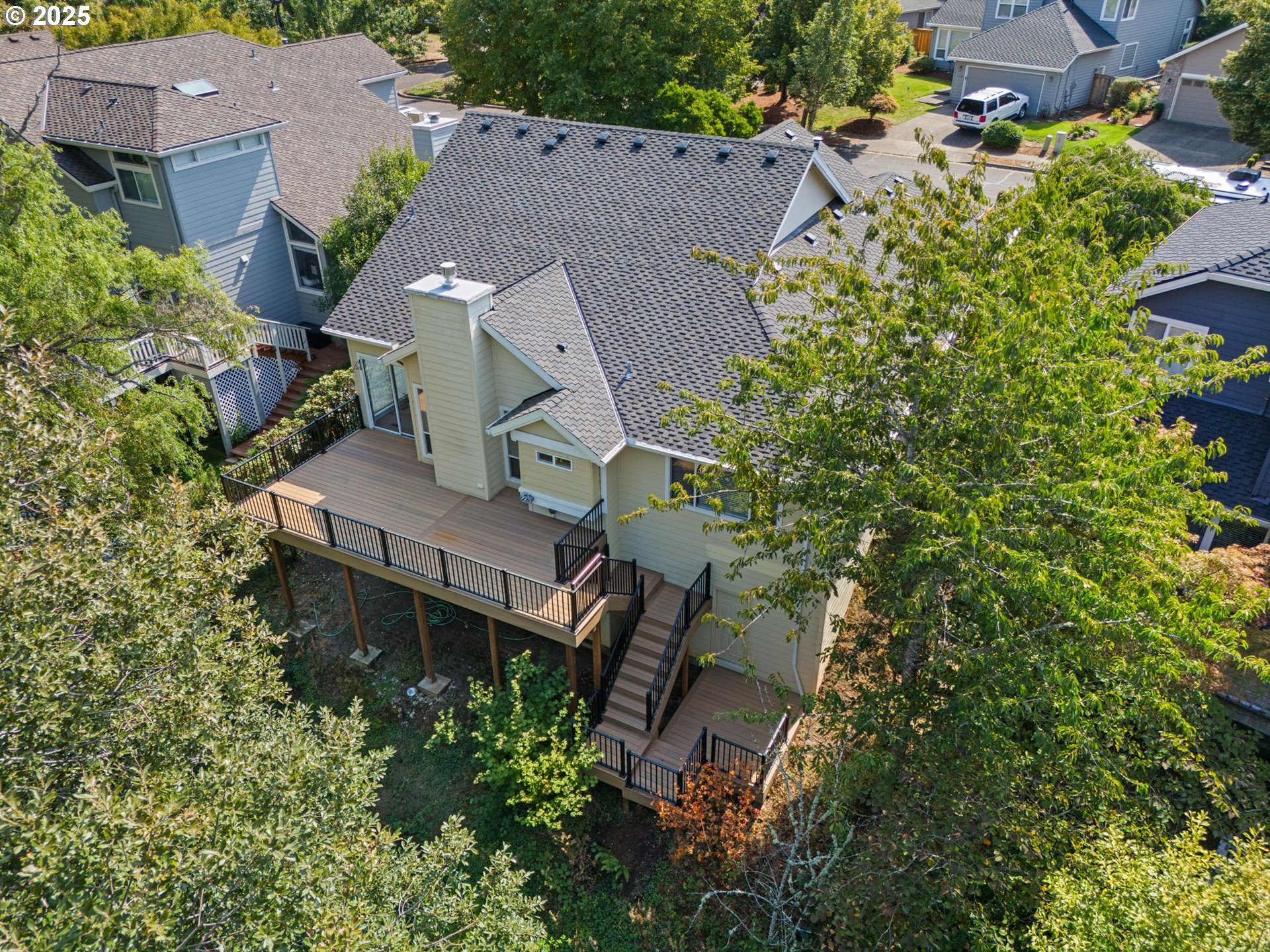 11224 Southwest Pintail Loop Beaverton, OR 97007 - Photo 30 of 32 Deck