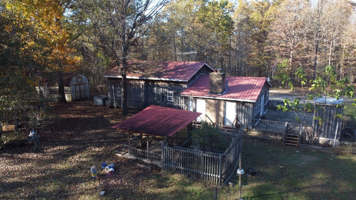 8062 Frame Hollow Road Nunnelly, TN 37137 - Photo 34 of 47