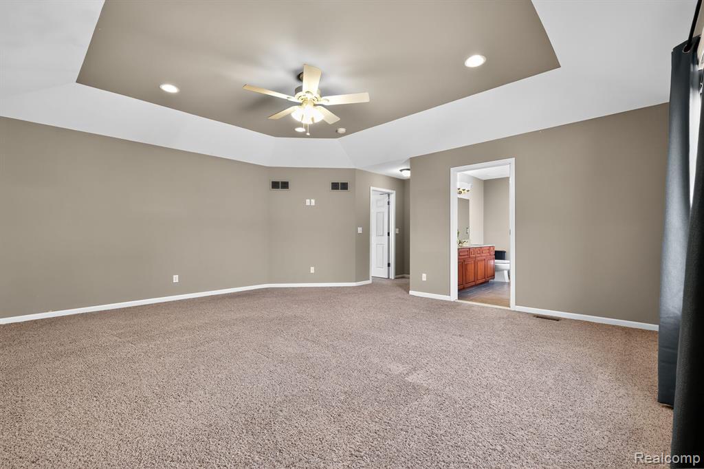 1838 Mackwood Road Rochester, MI 48307 - Photo 27 of 50