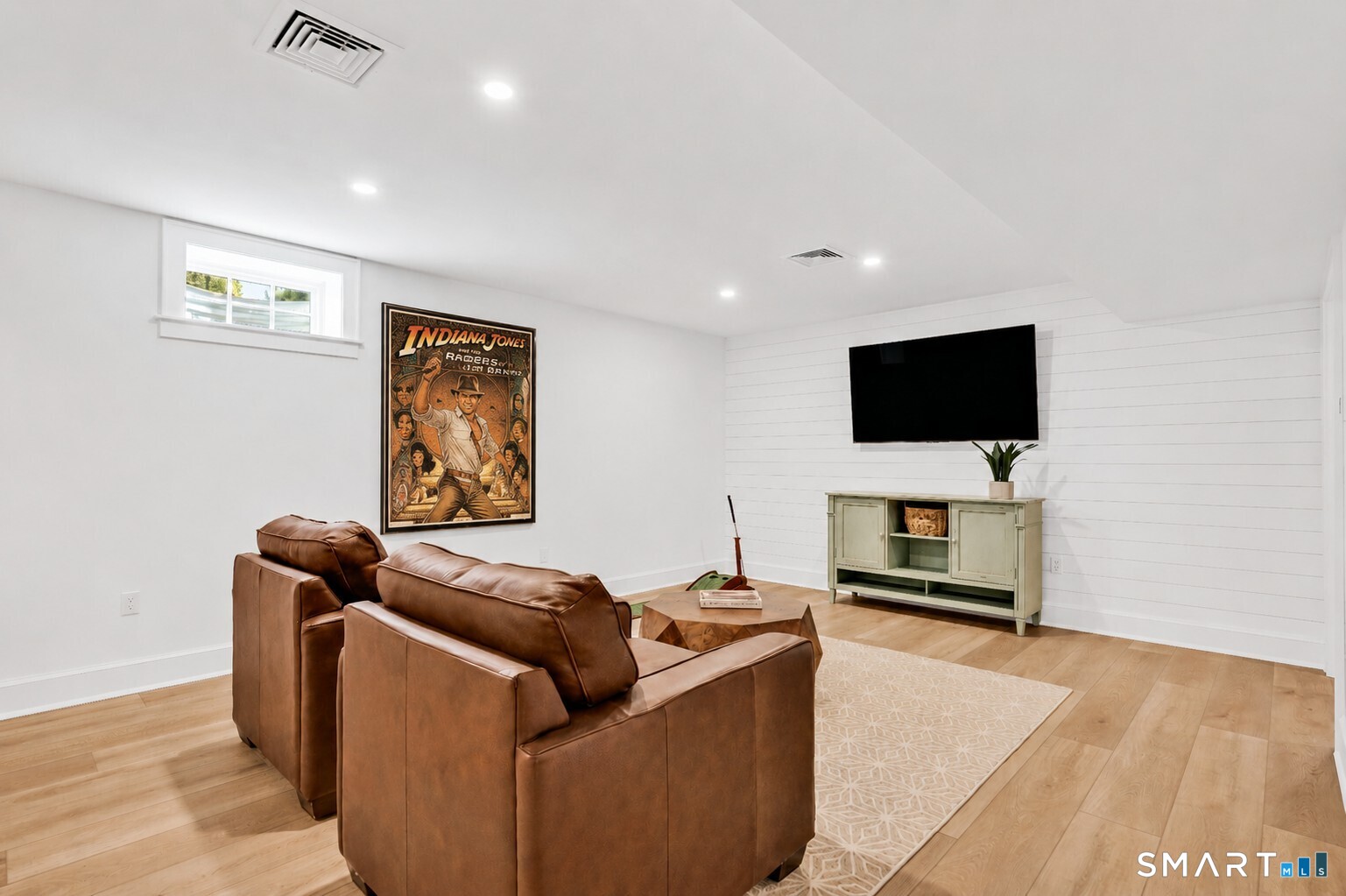 920 Old Post Road Fairfield, CT 06824 - Photo 28 of 40 Flex space perfect for movie room or kids rec room