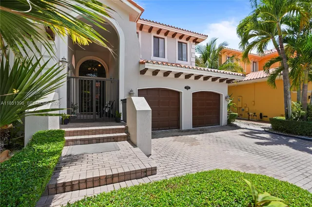 $899,000 | 7714 Southwest 193rd Street, Cutler Bay, FL 33157