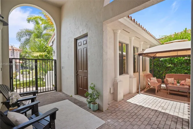 $899,000 | 7714 Southwest 193rd Street, Cutler Bay, FL 33157