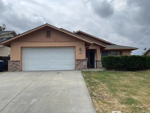 $309,000 | 438 Buckeye Springs Street, Coalinga, CA 93210