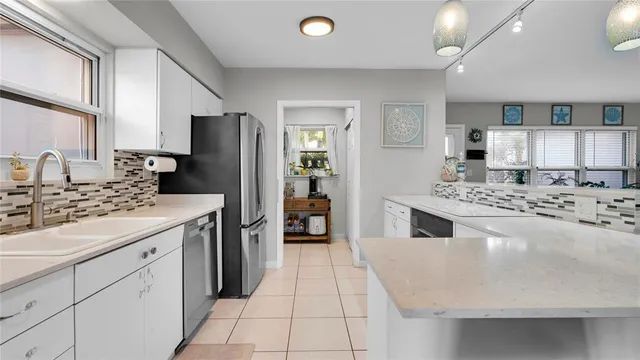 $890,000 | 935 Nautilus Isle, Dania Beach, FL 33004