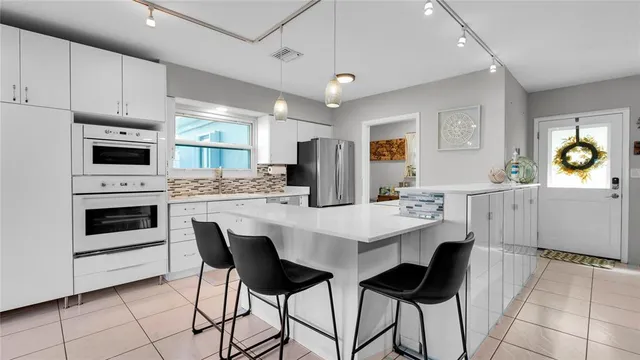 $890,000 | 935 Nautilus Isle, Dania Beach, FL 33004