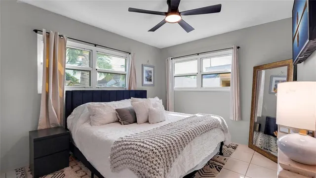 $890,000 | 935 Nautilus Isle, Dania Beach, FL 33004