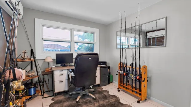 $890,000 | 935 Nautilus Isle, Dania Beach, FL 33004