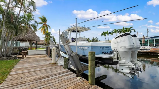 $890,000 | 935 Nautilus Isle, Dania Beach, FL 33004