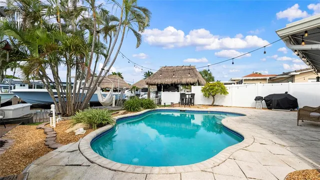 $890,000 | 935 Nautilus Isle, Dania Beach, FL 33004