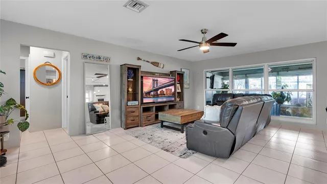 $890,000 | 935 Nautilus Isle, Dania Beach, FL 33004