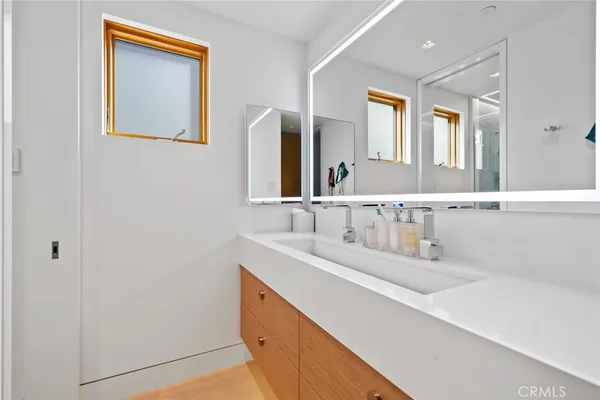 $45,000 | 1509 East Bay Avenue, Newport Beach, CA 92661