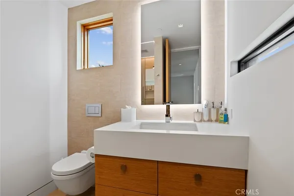 $45,000 | 1509 East Bay Avenue, Newport Beach, CA 92661